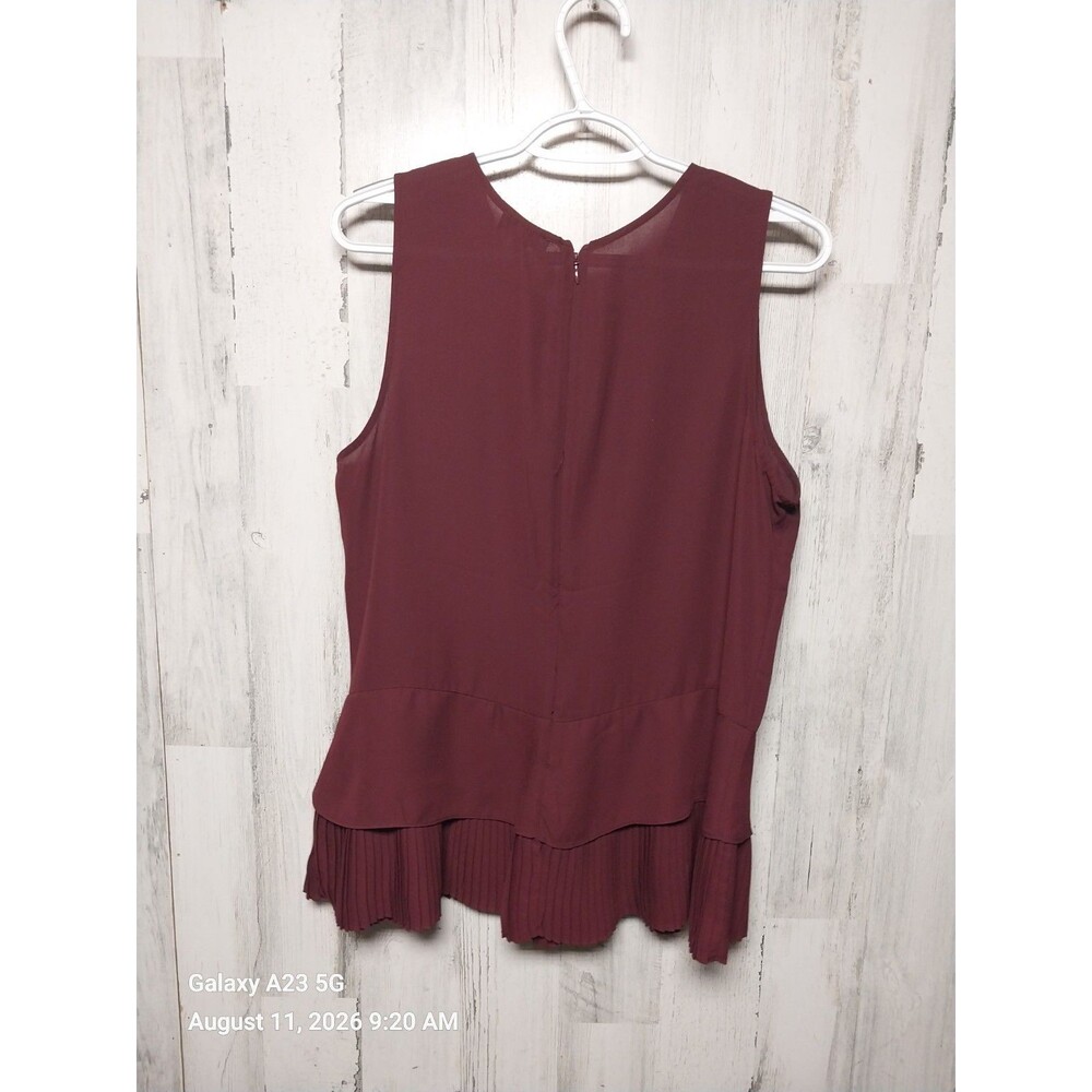 THE LIMITED Burgundy Pleated Sleeveless Peplum Silky Blouse Top Shell Top Large - Picture 5 of 7
